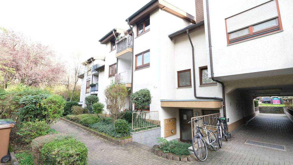 Freiburg im Breisgau - Ruhig gelegene 1- Zimmerwohnung in Freiburg- Zähringen